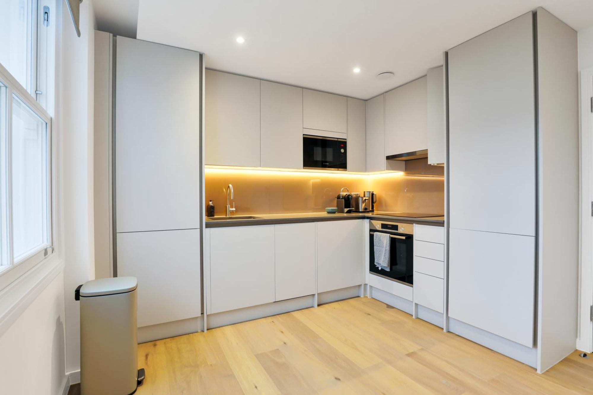Appartamento New In Kensington -2 Bedrooms 2 Baths *